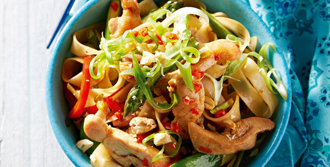 Hoisin Chicken Stir-Fry With Noodles Recipe | Woolworths