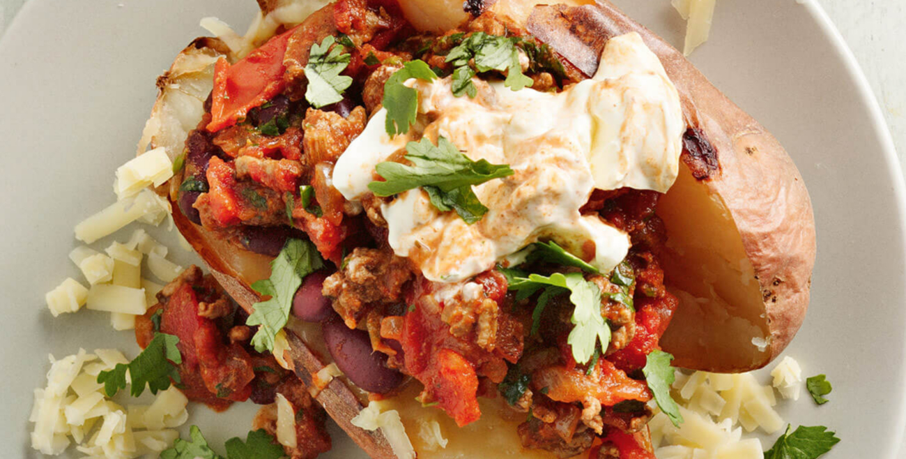 Jacket Potatoes With Chilli Beef Recipe Woolworths