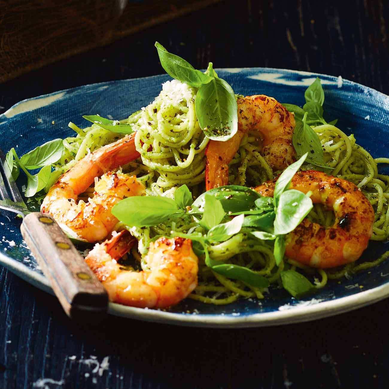 Angel Hair Spaghetti With Pesto And Prawns Recipe Woolworths