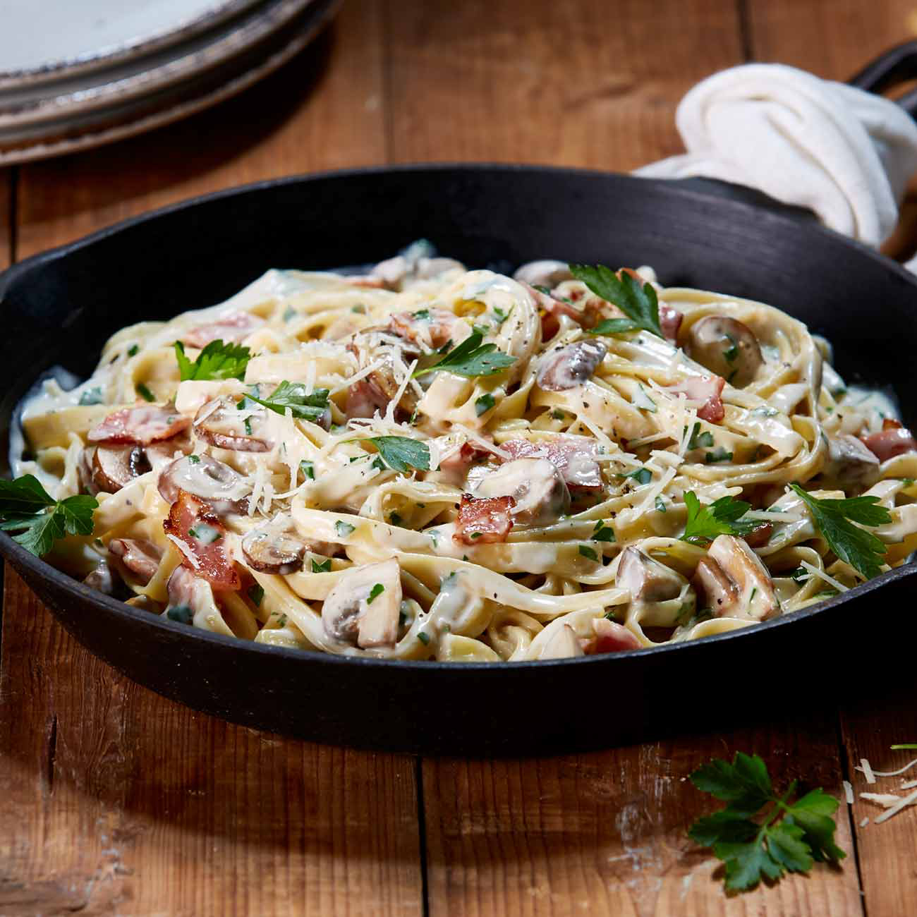 Streaky Bacon & Mushroom Carbonara Recipe Woolworths