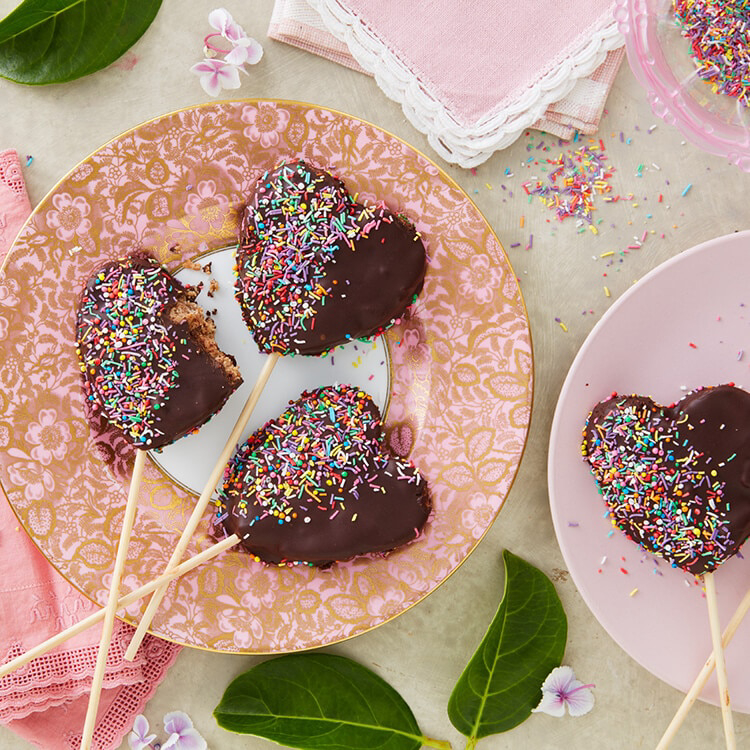 Dreamy Choc Cookie Pops Recipe Woolworths