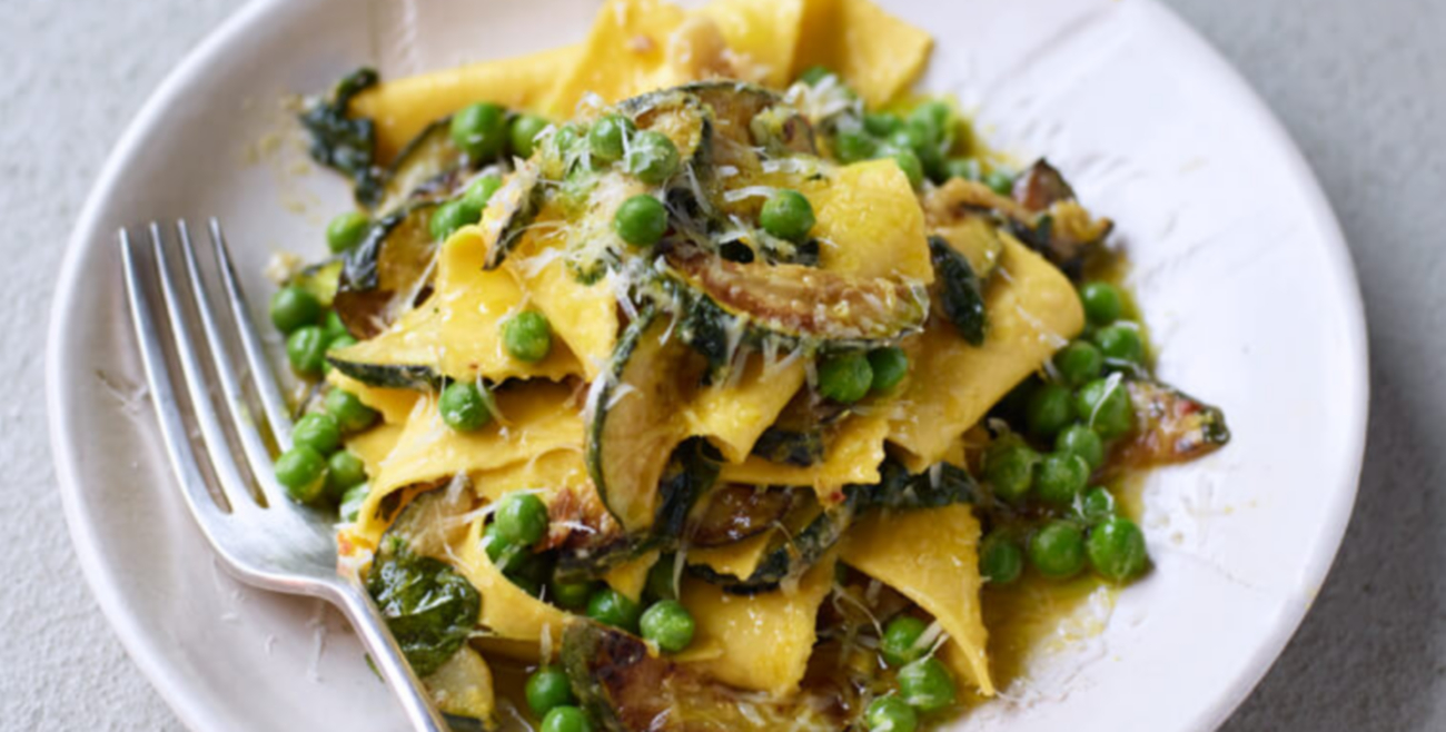 Jamie's Zucchini & Pea Pasta with Fresh Mint & Chilli Recipe | Woolworths