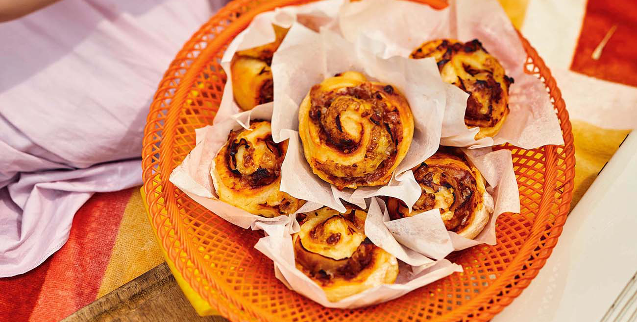 Ham & Cheese Scrolls Recipe | Woolworths