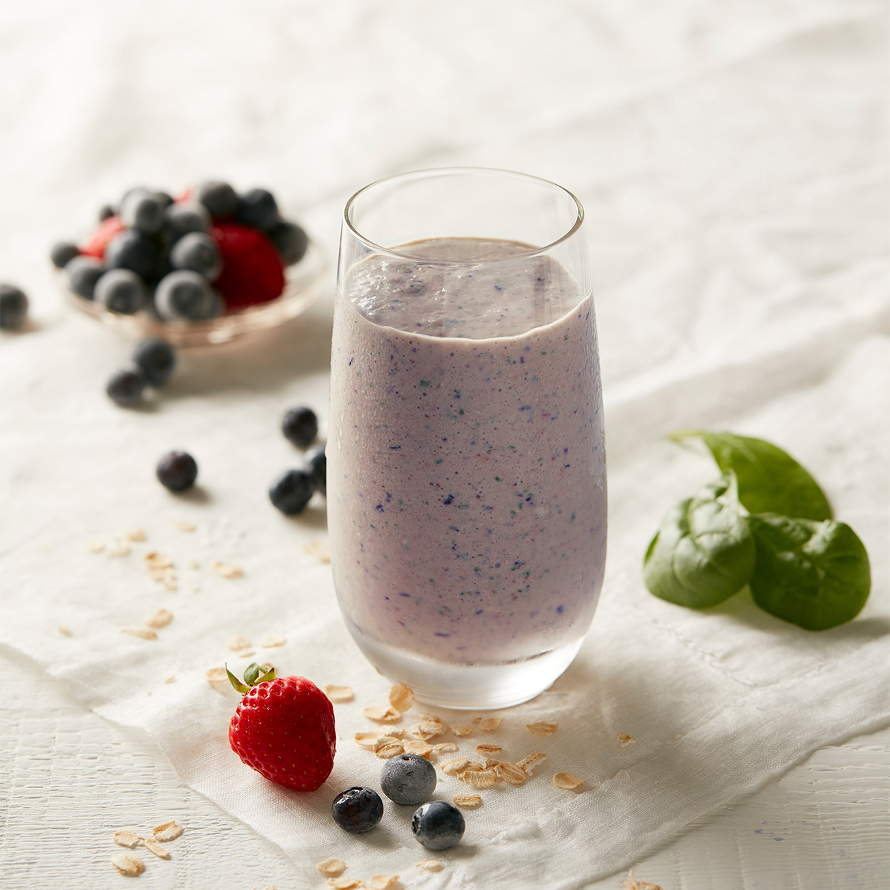 Berry Green Oat Smoothie Recipe | Woolworths