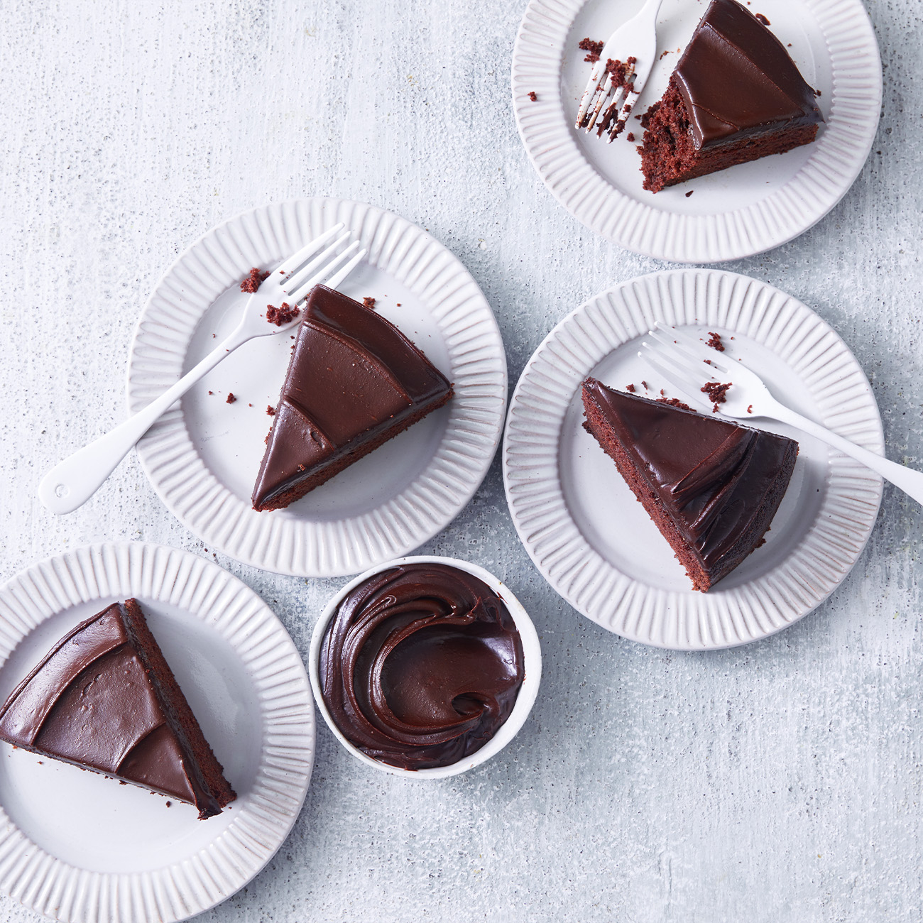 Easy Chocolate Cake Recipe | Woolworths