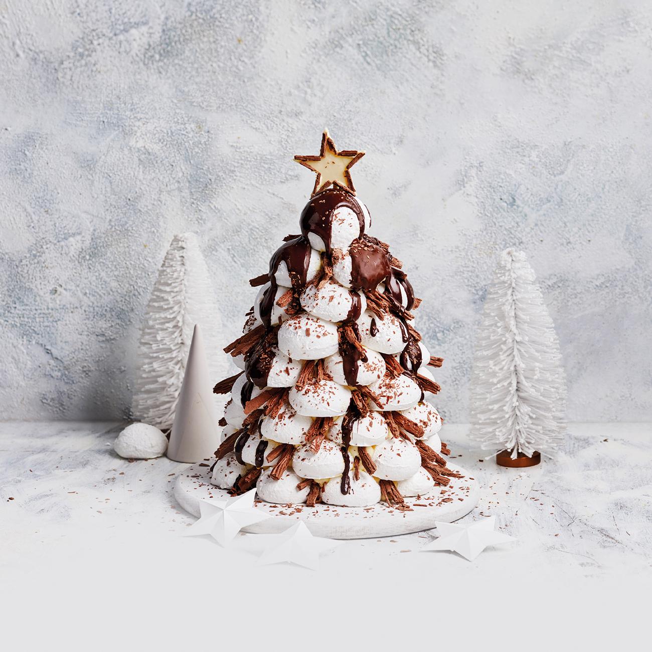 Meringue Christmas Tree With Flake Bars Recipe Woolworths