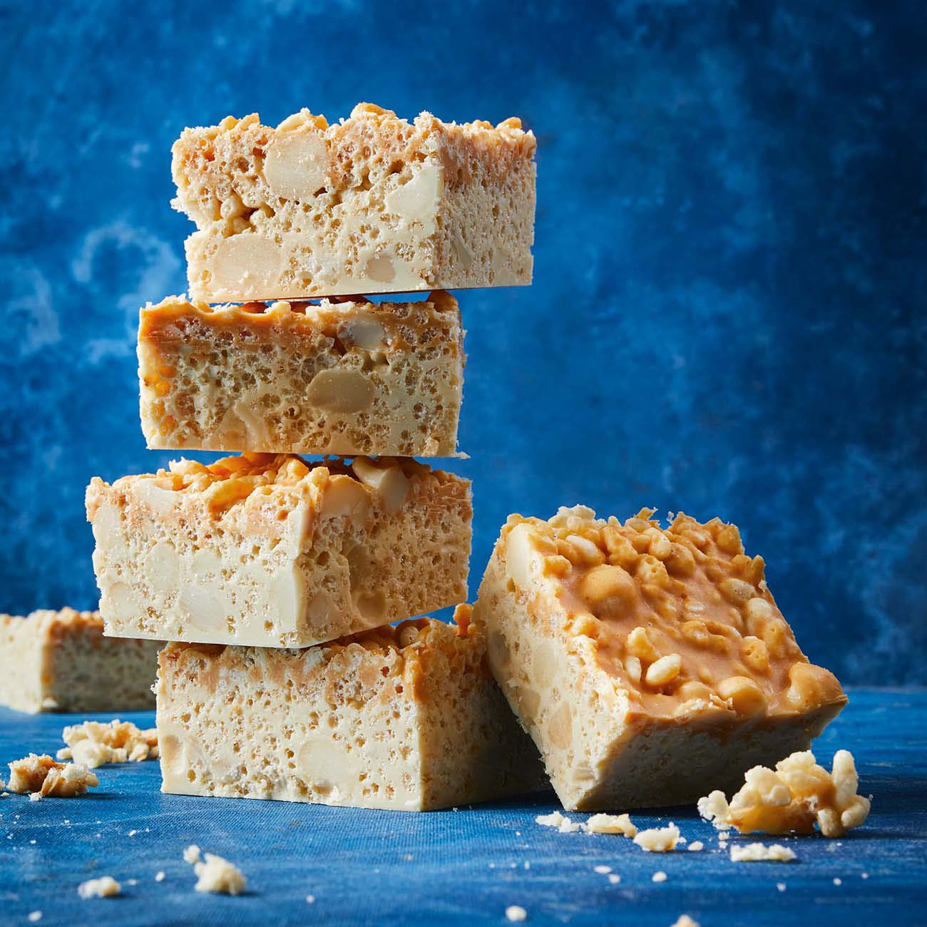 Caramelised White Chocolate Crackle Slice Recipe Woolworths